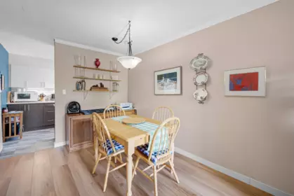 Breakfast Nook Photo of 101 611 Blackford Street, New Westminster, BC
