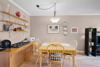 Kitchen Island Photo of 101 611 Blackford Street, New Westminster, BC