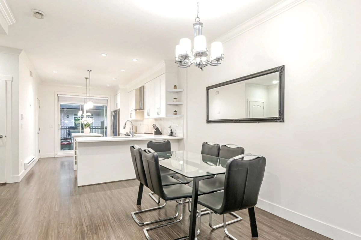 Dining Area Photo of 140 13898 64 Avenue, Surrey, BC