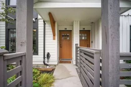 39 7937 206 Street, Langley, BC, Langley — Townhouse for sale