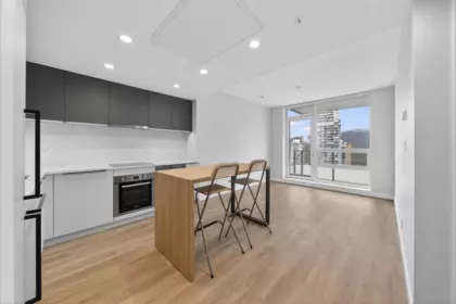 2108 567 Emerson Street, Coquitlam, BC, Coquitlam — Apartment/Condo for sale