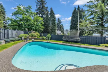 Outdoor Kitchen Photo of 111 Sandringham Crescent, North Vancouver, BC