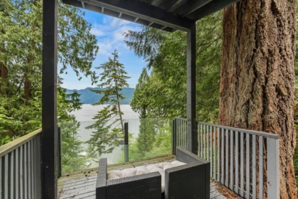Hot Tub / Spa Photo of 4678 Eastridge Road, North Vancouver, BC