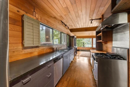 Office / Den Photo of 4678 Eastridge Road, North Vancouver, BC