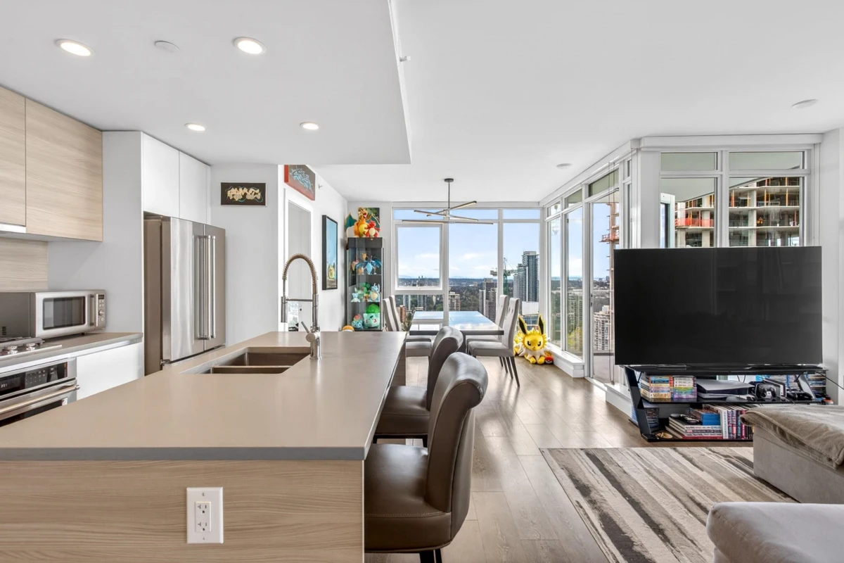 Family Room Photo of 3207 657 Whiting Way, Coquitlam, BC