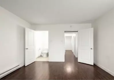 Primary Bedroom Photo of 1306 9521 Cardston Court, Burnaby, BC