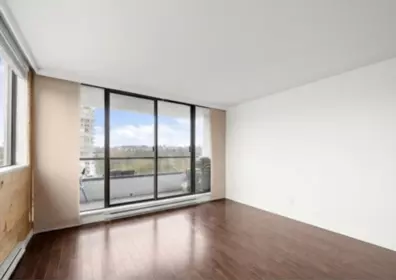 Walk-In Closet Photo of 1306 9521 Cardston Court, Burnaby, BC