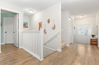 Mudroom Photo of 9 349 Walnut Avenue, Harrison Hot Springs, BC