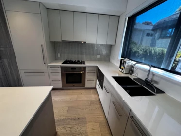 Breakfast Nook Photo of 2 589 W King Edward Avenue, Vancouver, BC