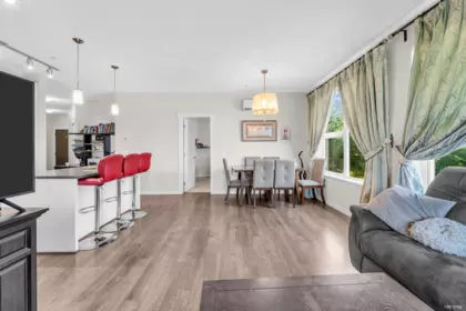 Breakfast Nook Photo of 202 9388 Tomicki Avenue, Richmond, BC