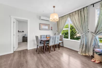 Powder Room Photo of 202 9388 Tomicki Avenue, Richmond, BC