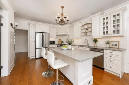 Kitchen Island Photo of 13989 29 Avenue, Surrey, BC