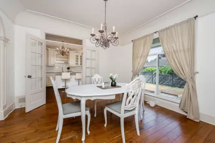 Kitchen Photo of 13989 29 Avenue, Surrey, BC