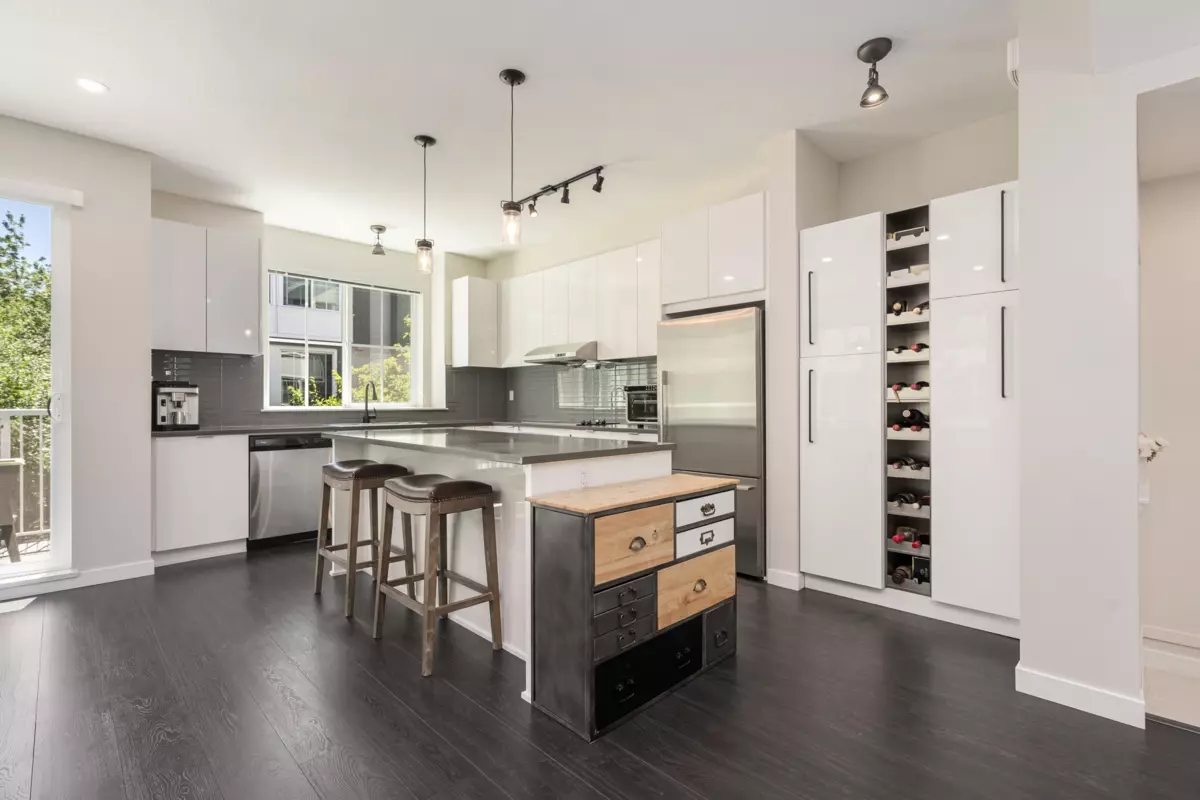 Family Room Photo of 87 5550 Admiral Way, Delta, BC