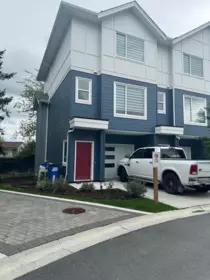 8 19330 Fairway Drive, Surrey, BC, Surrey — Townhouse for sale