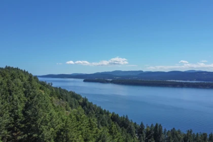 Hot Tub / Spa Photo of 580 340 Manastee Road, Galiano Island, BC