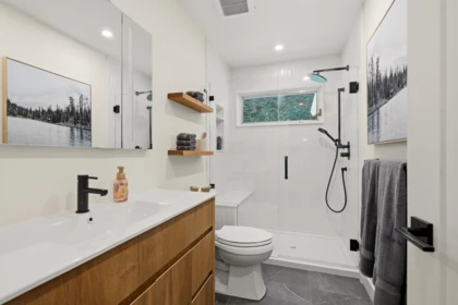Mudroom Photo of 3910 Verdon Way, Abbotsford, BC