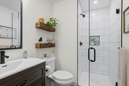 Powder Room Photo of 3910 Verdon Way, Abbotsford, BC