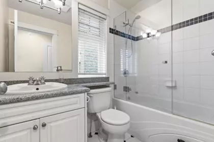 Hot Tub / Spa Photo of 4188 Balaclava Street, Vancouver, BC