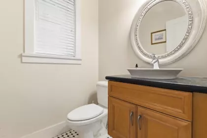 Laundry Room Photo of 4188 Balaclava Street, Vancouver, BC