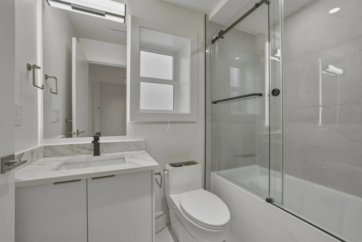 Family Room Photo of 3118 W 42nd Avenue, Vancouver, BC