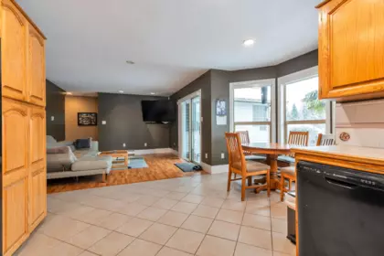 Laundry Room Photo of 1372 Oxford Street, Coquitlam, BC