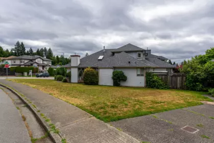 1372 Oxford Street, Coquitlam, BC, Coquitlam — Single Family Residence for sale