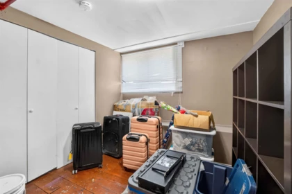 Laundry Room Photo of 2063 W 37th Avenue, Vancouver, BC