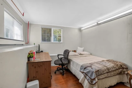Powder Room Photo of 2063 W 37th Avenue, Vancouver, BC