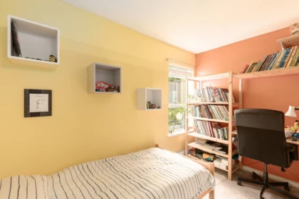 Hallway Photo of 106 876 W 14th Avenue, Vancouver, BC