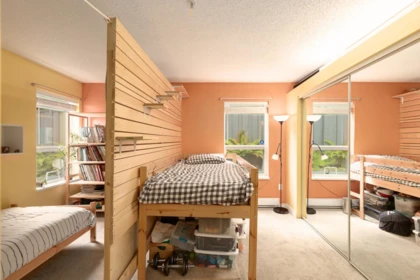 Laundry Room Photo of 106 876 W 14th Avenue, Vancouver, BC