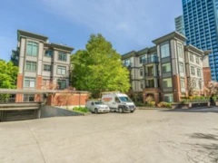 403 10499 University Drive, Surrey, BC