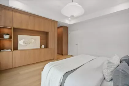 Office / Den Photo of 2 2211 William Street, Vancouver, BC
