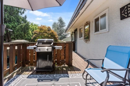 Garden / Landscaping Photo of 9314 Jackson Street, Chilliwack, BC