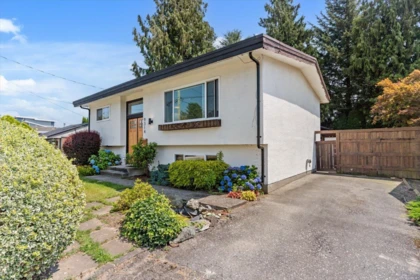 Playground / Recreational Area Near 9314 Jackson Street, Chilliwack, BC
