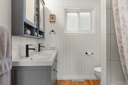 Powder Room Photo of 9314 Jackson Street, Chilliwack, BC