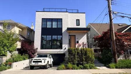 411 Aubrey Place, Vancouver, BC, Vancouver — Single Family Residence for sale