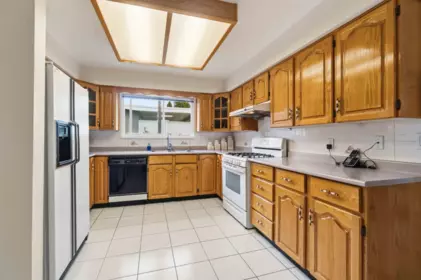 Pantry Photo of 1522 Haversley Avenue, Coquitlam, BC
