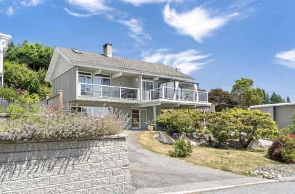 442 Monteray Avenue, North Vancouver, BC, North Vancouver — Single Family Residence for sale