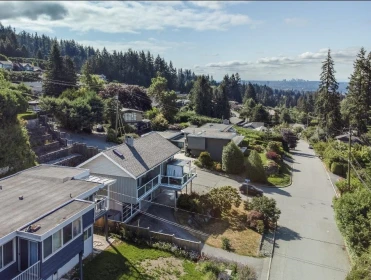 442 Monteray Avenue, North Vancouver, BC, North Vancouver — Single Family Residence for sale