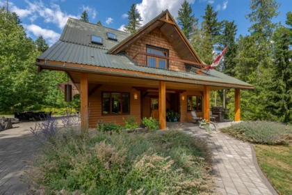 3 Walkerville Estates, Pemberton, BC, Pemberton — Single Family Residence for sale