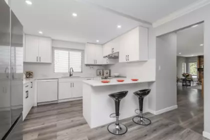 Guest Bathroom Photo of 14956 20 Avenue, Surrey, BC
