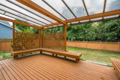 Hot Tub / Spa Photo of 14956 20 Avenue, Surrey, BC