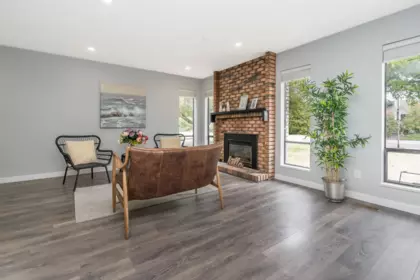 Kitchen Photo of 14956 20 Avenue, Surrey, BC