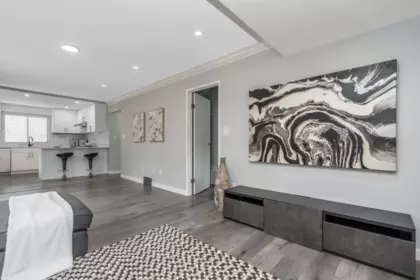 Mudroom Photo of 14956 20 Avenue, Surrey, BC