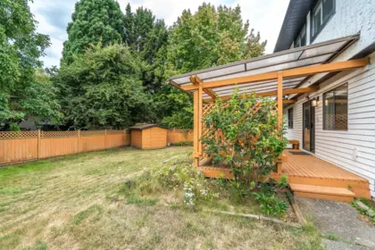 Outdoor Kitchen Photo of 14956 20 Avenue, Surrey, BC