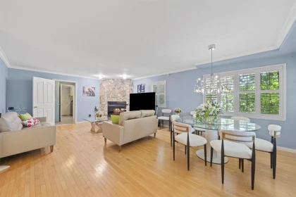 Breakfast Nook Photo of 2445 Mowat Place, North Vancouver, BC