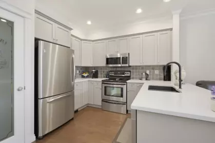 Kitchen Photo of 44 36260 Mckee Road, Abbotsford, BC