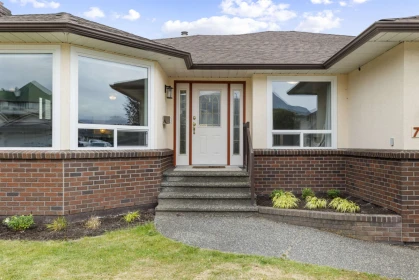 7601 Sapphire Drive, Chilliwack, BC, Chilliwack — Single Family Residence for sale