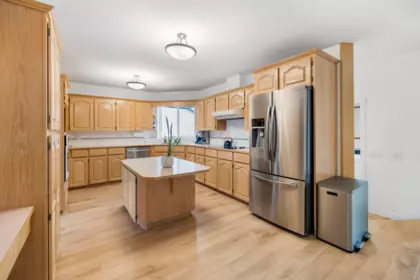 Primary Bedroom Photo of 7601 Sapphire Drive, Chilliwack, BC
